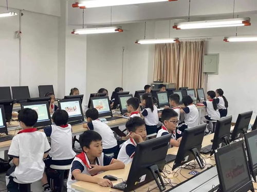 科技校園行 上?！p減’政策下Python編程融入新黃浦實(shí)驗(yàn)學(xué)校課后服務(wù)